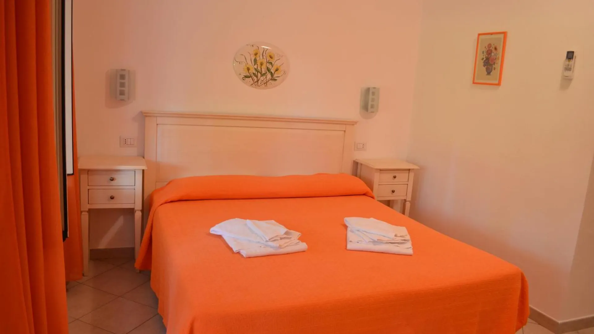 Hotel Il Cipresso Capalbio 0*,